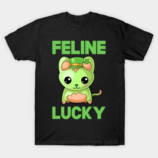 St Patricks Day Feline Lucky Kawaii Cute Cat T-Shirt